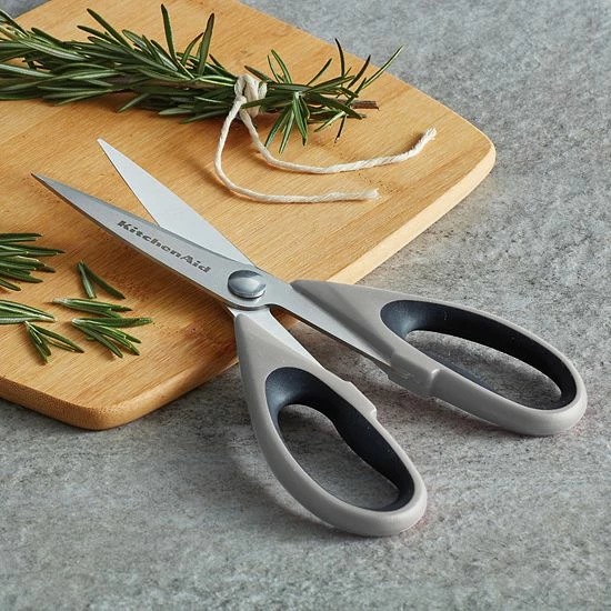 KitchenAid® All-Purpose Shears Red 5 KitchenAid® All-Purpose Shears Red - Image 3