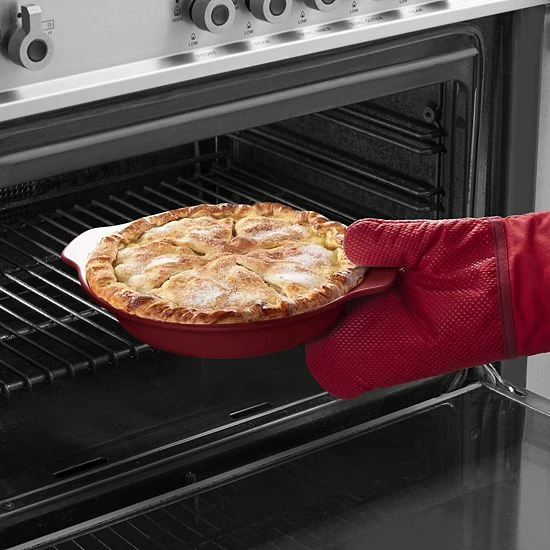 KitchenAid KQ995BX Vitrified Stoneware 9-in. Pie Plate Empire Red 4 KitchenAid KQ995BX Vitrified Stoneware 9-in. Pie Plate Empire Red - Image 2