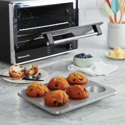 KitchenAid KQ944OSNSA 6-Cup Muffin Pan -KitchenAid Shop unnamed file 1077