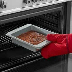 KitchenAid KE961OSNSA Nonstick Aluminized Steel 9-in. Square Cake Pan -KitchenAid Shop unnamed file 1492