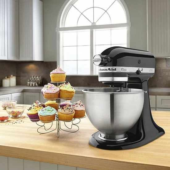 KitchenAid® K45SS Classic Series™ 4.5-qt. Tilt-Head Stand Mixer Onyx Black 4 KitchenAid® K45SS Classic Series™ 4.5-qt. Tilt-Head Stand Mixer Onyx Black - Image 2