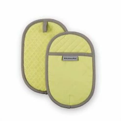 KitchenAid Asteroid 2-pc. Pot Holder Set Milkshake -KitchenAid Shop unnamed file 476