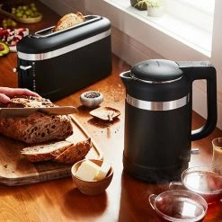 KitchenAid® KMT3115 2-Slice Long Slot Toaster With High-Lift Lever Onyx Black -KitchenAid Shop unnamed file 782